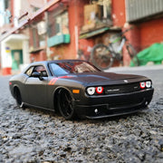 1:24 Dodge Challenger SRT Alloy Sports Car Model Diecasts Metal Toy Vehicles Car Model High Simulation Collection Kids Toy Gift