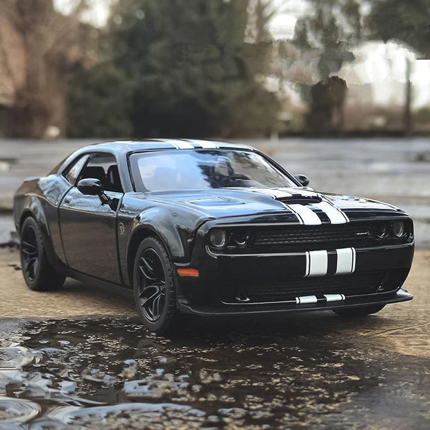 1:24 Dodge Challenger SRT Alloy Sports Car Model Diecasts Metal Toy Vehicles Car Model High Simulation Collection Kids Toy Gift